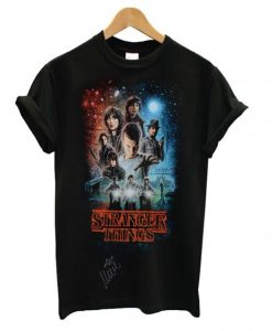 Millie Bobby Brown Stranger Things Autographed Group Shot Graphic T shirt DAP