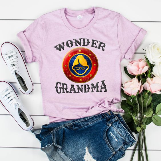 Wonder Grandma Tshirt DAP