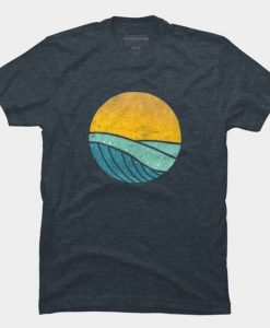 Full moon tides. T-Shirt.DAP