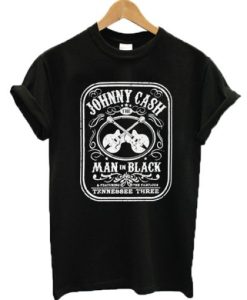Johnny Cash The Man In Black Featuring The Fabulous Tennessee Three T-shirt pu